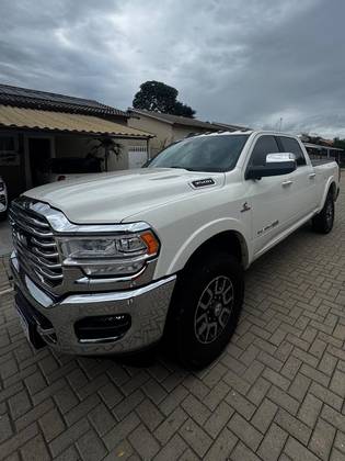 RAM 3500 6.7 I6 TURBO DIESEL LIMITED LONGHORN CD 4X4  AUTOMÁTICO